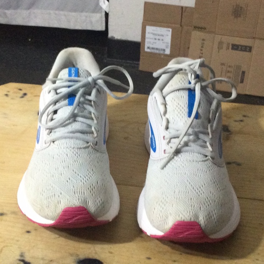 Light Gray Athletic Running Shoes with Pink Accents - Unbranded